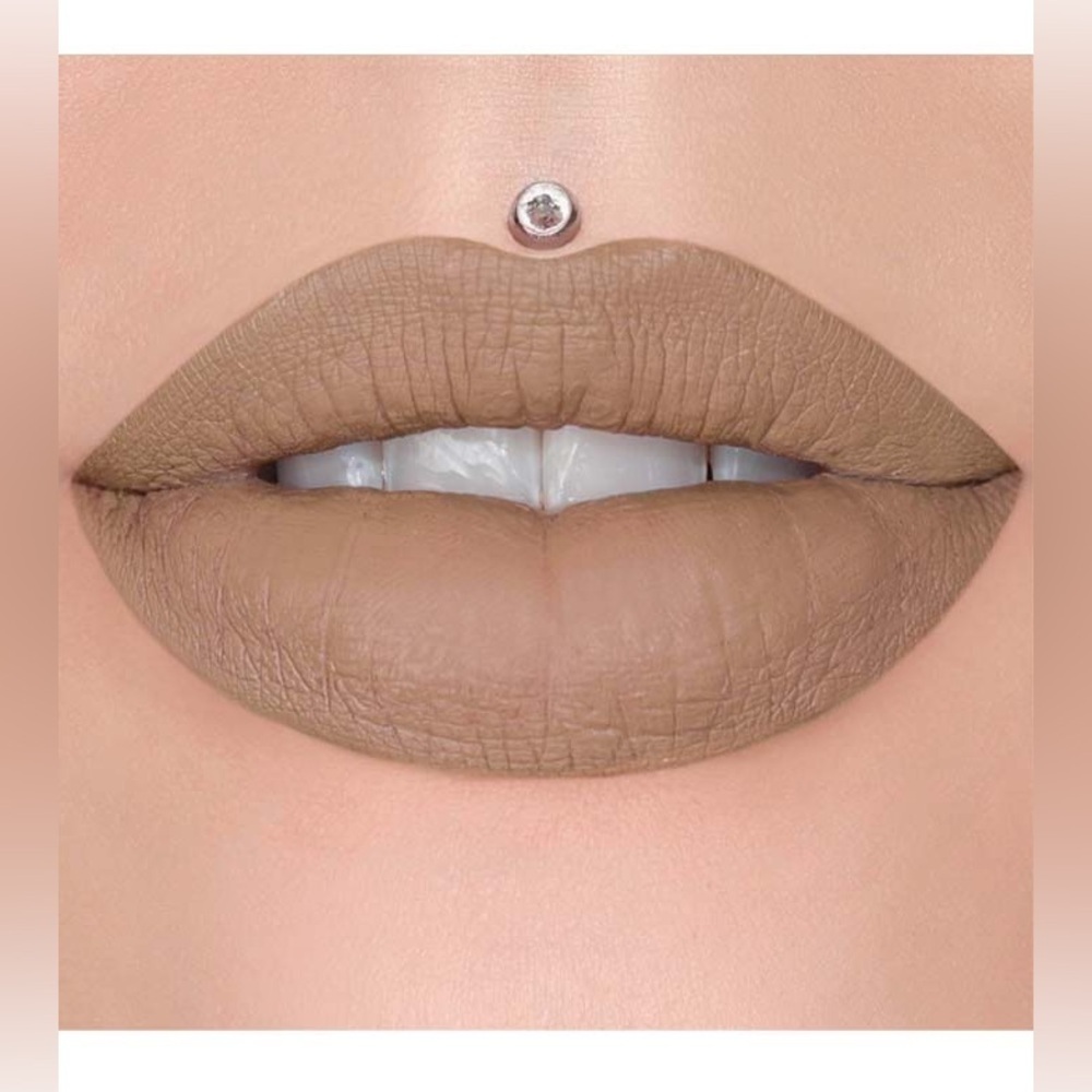 Gated Community Jeffree Star Velour Liquid Lipstick